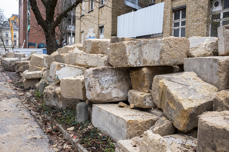 Projet Saint-Vincent-de-Paul : récupération de matériaux de construction